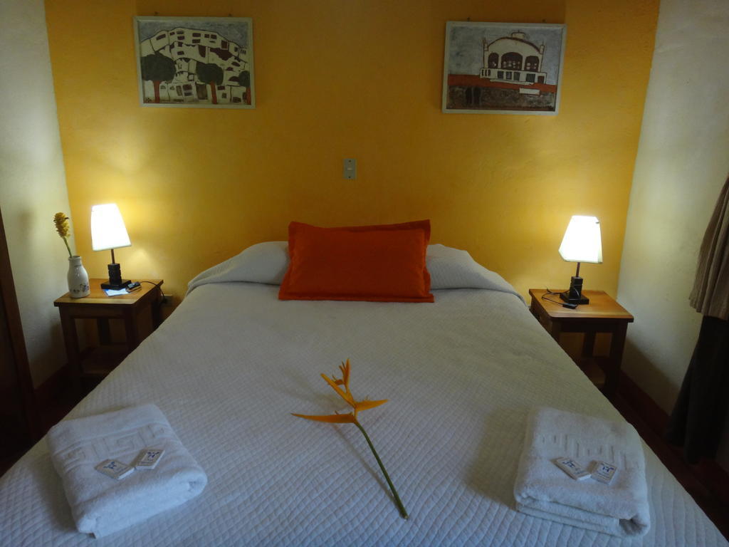 Hotel Casa Barcelona กรานาดา ภายนอก รูปภาพ